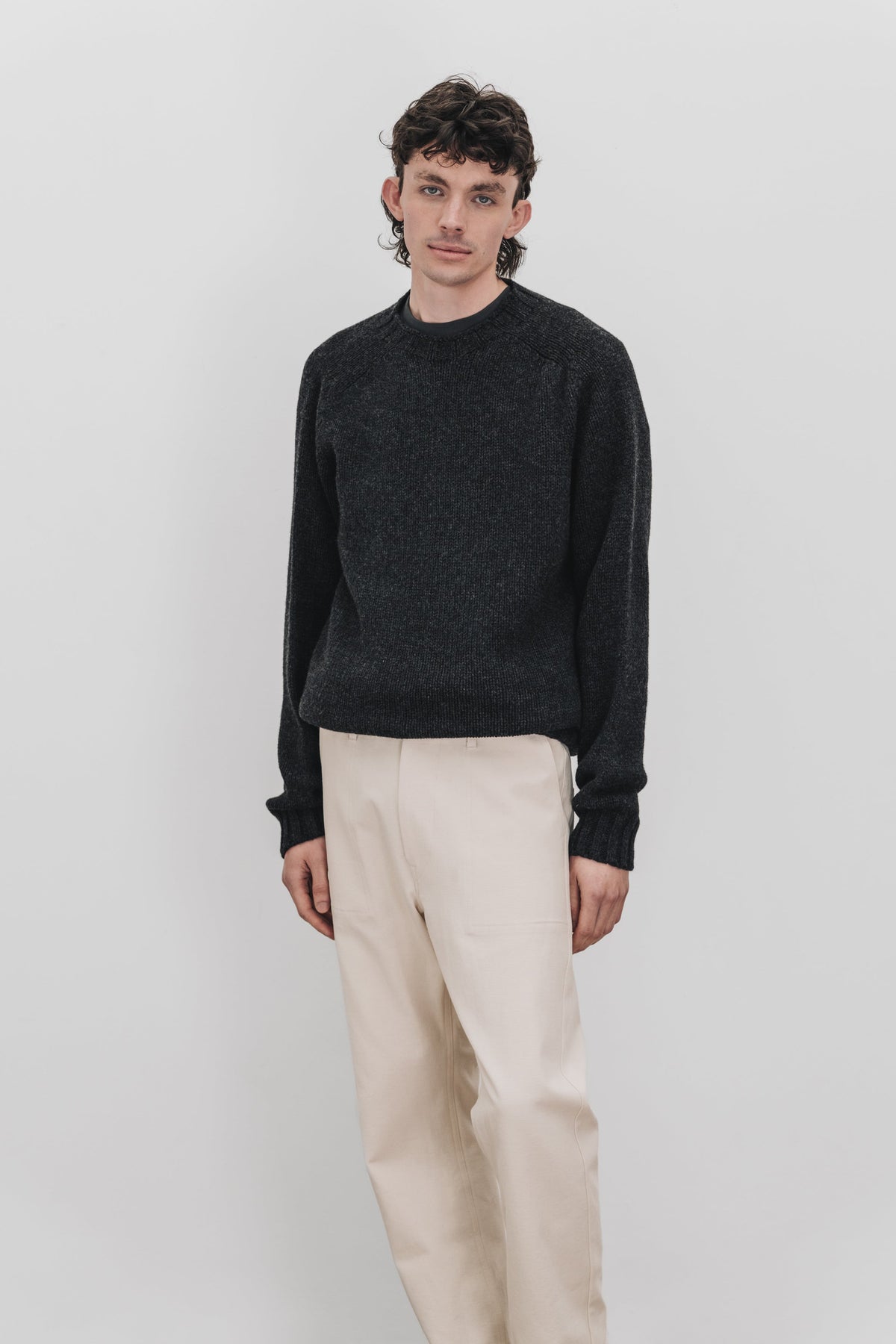 CHUNKY LAMBSWOOL CREW NECK - Charcoal